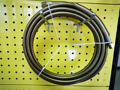 MFSY-4030：金色双层钢丝防爆高压管（配加固螺母）